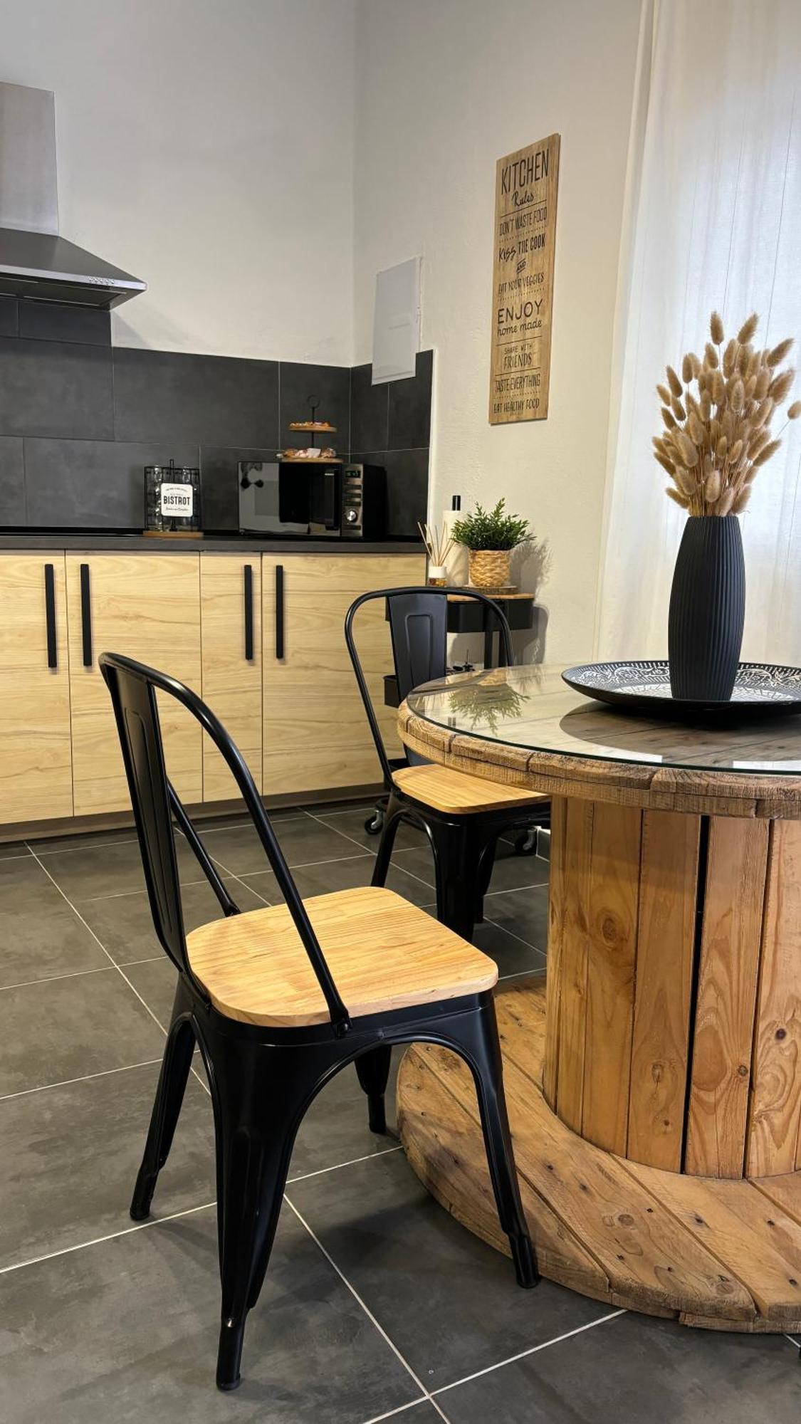 Apartamento EL PISITO FOREST, junto al casco antiguo de Marbella Exterior foto